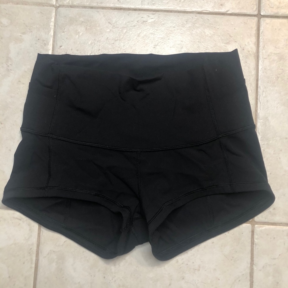 Lululemon In Movement Short 2.5” size 10